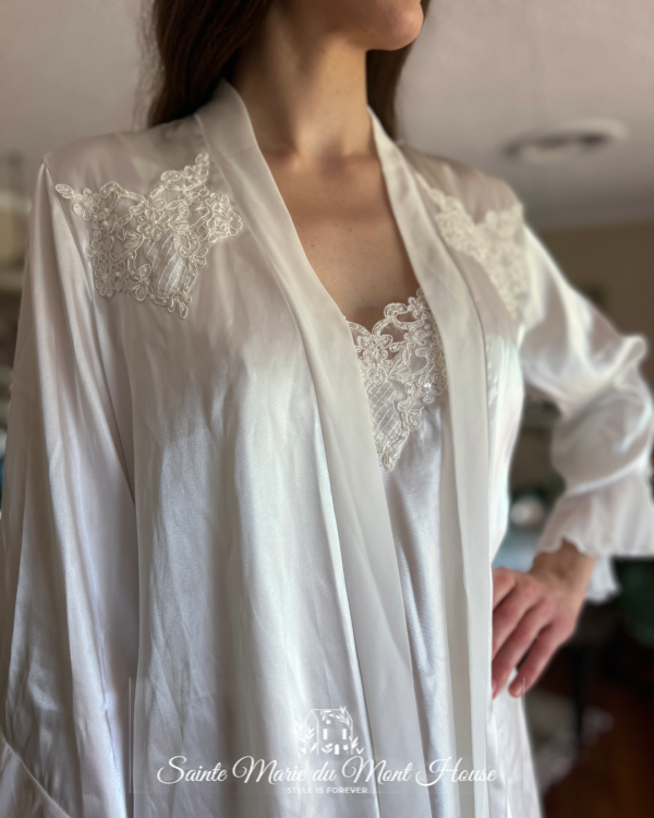 White Bridal Nightgown and Robe - Image 10